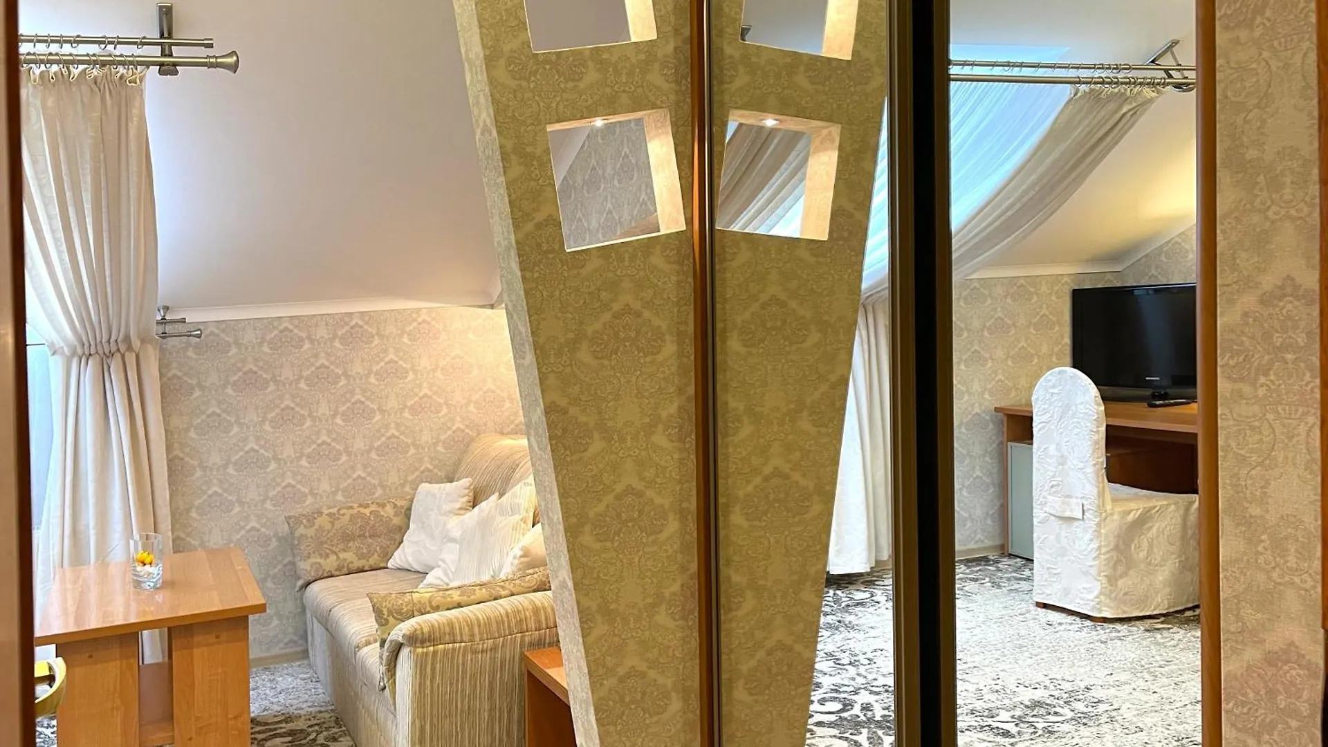 Eney Boutique Hotel Lemberg 4*,  Ukraine