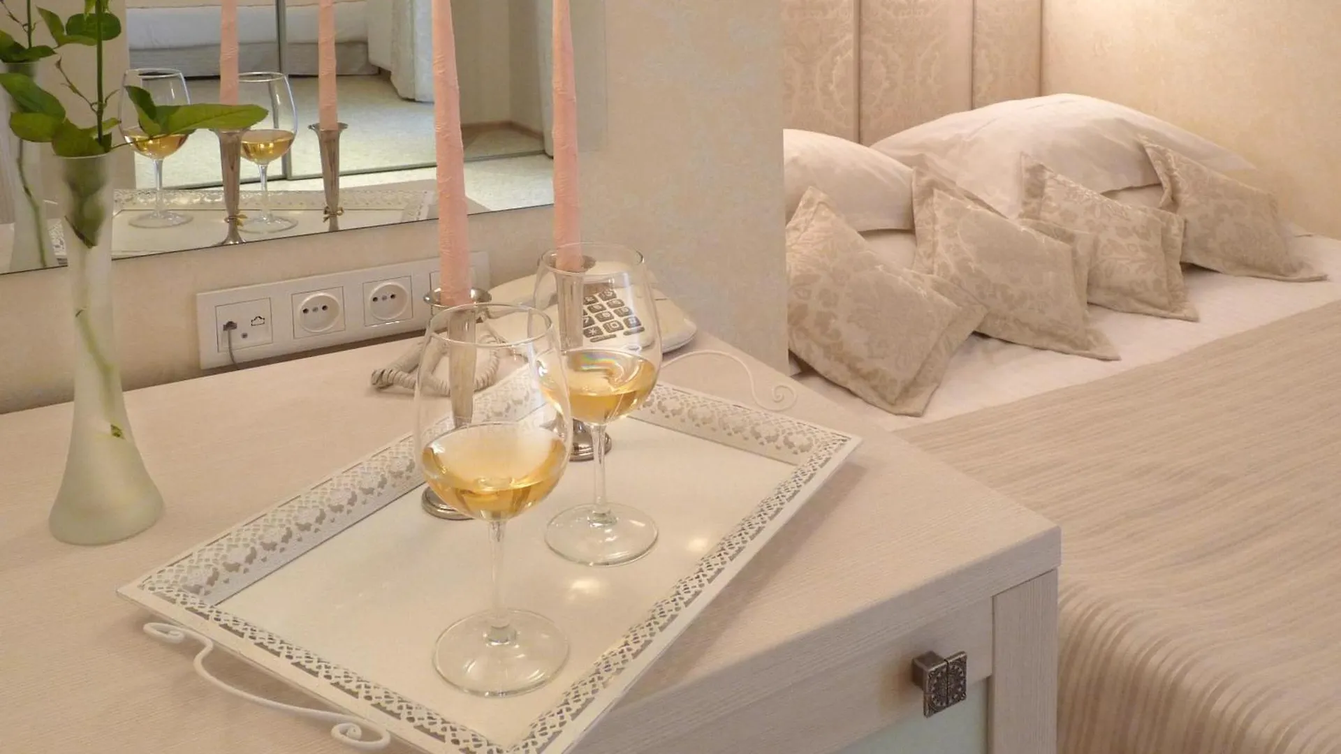Eney Boutique Hotel Lemberg 4*,