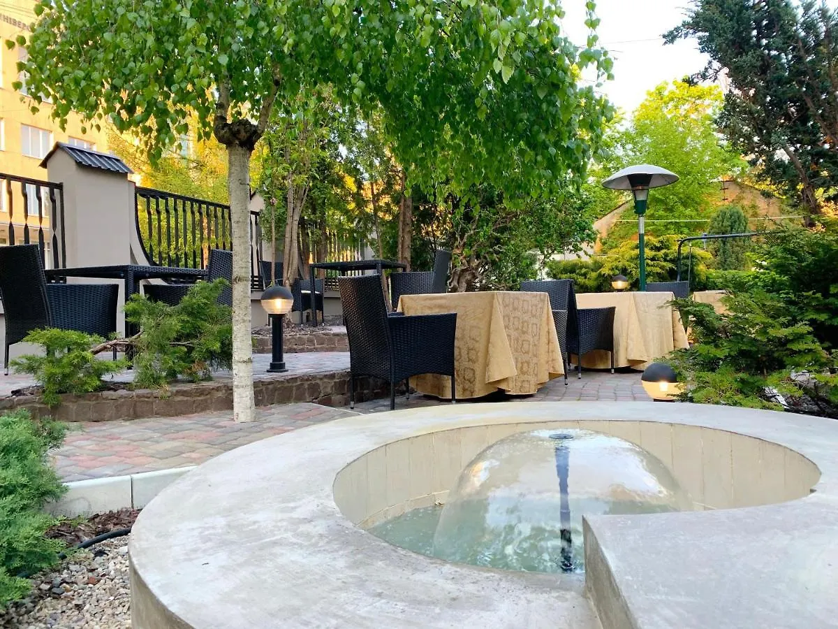 Eney Boutique Hotel Lemberg 4*,