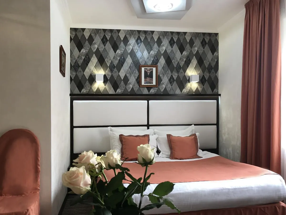 Eney Boutique Hotel Leópolis 4*,