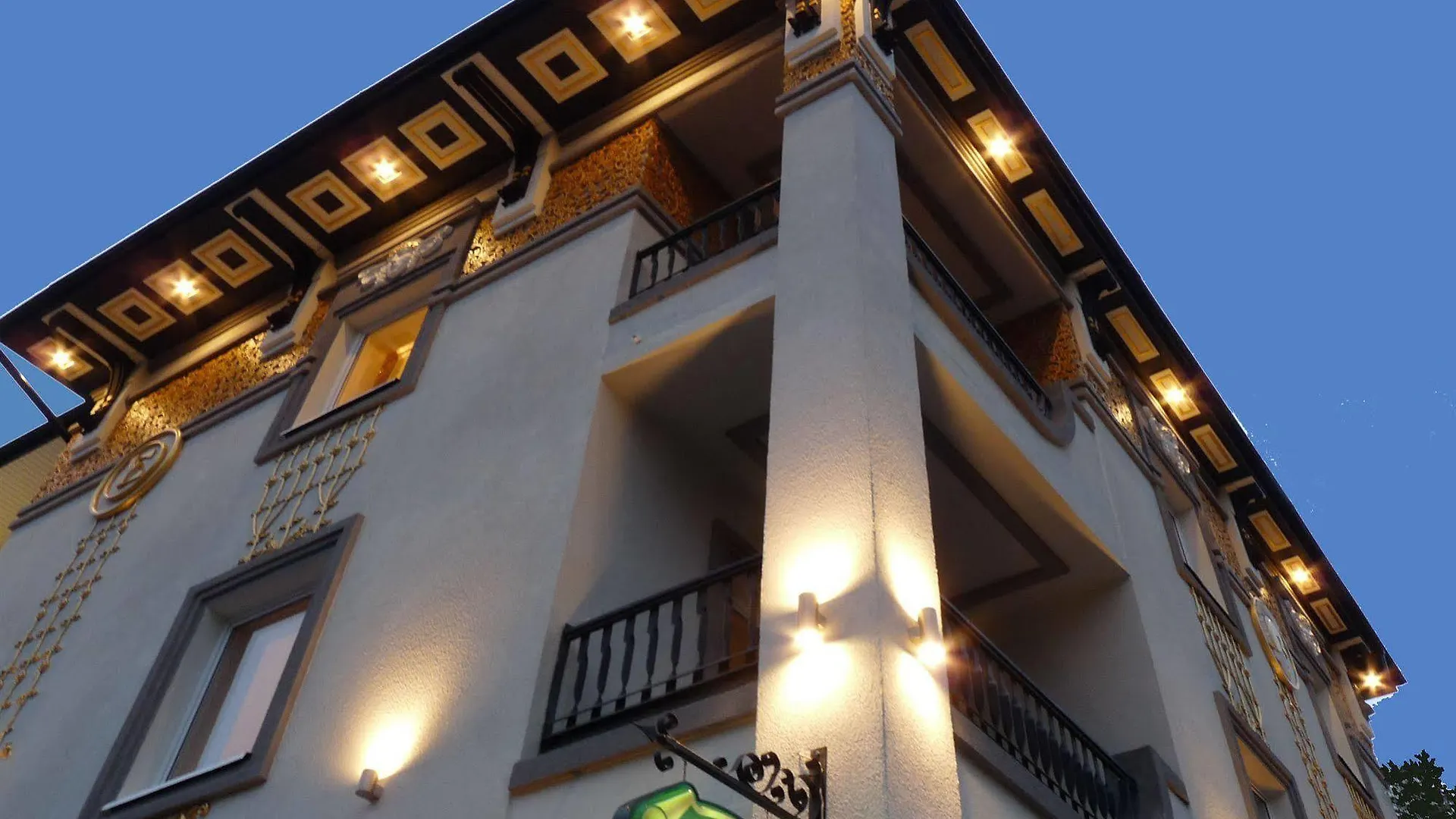 Eney Boutique Hotel Leópolis 4*,  Ucrania